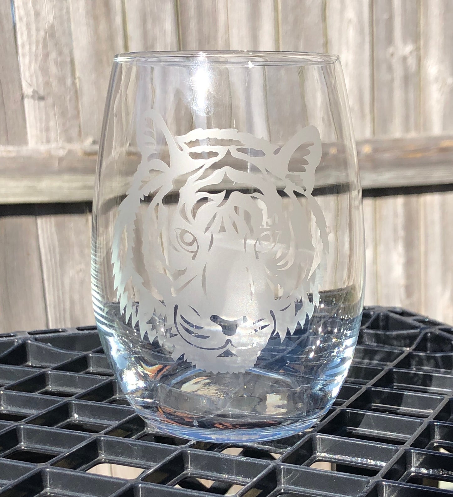 Tiger wine glass, Tiger Etched whiskey glass, Tiger Etched beer glass, Tiger personalized Tiger glass, Custom etched Tiger glass